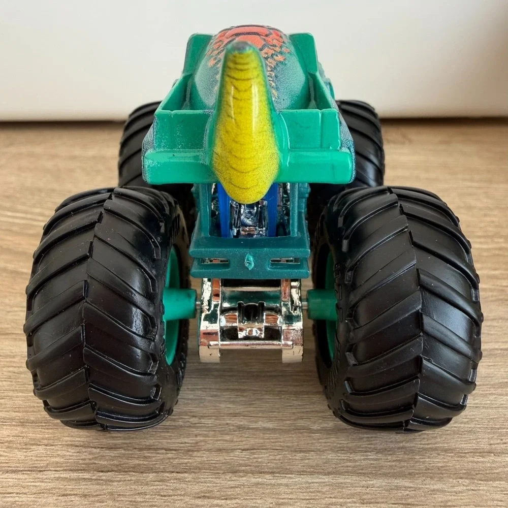 Hot Wheels Monster Jam Mega Wrex Toy Truck 1:64‎